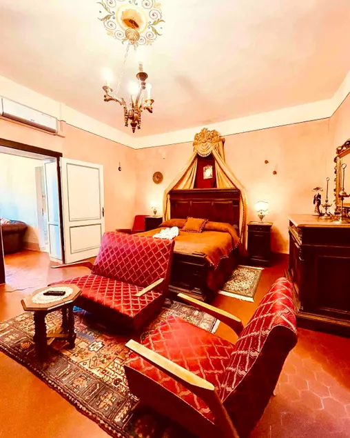 Imperial suite in the historic center - Image 1