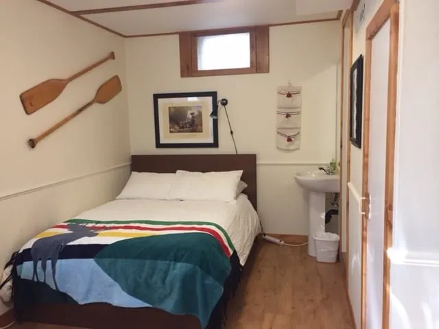 Banff Beaver Cabins - Gopher Basement Suite - Image 1