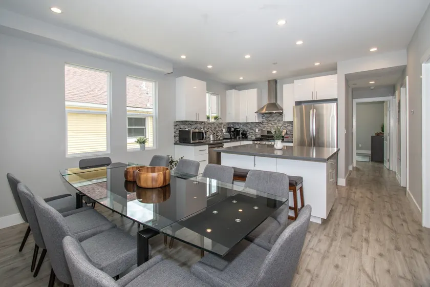 SF Luxury living! 8bed/5bath 1 block from subway! - Image 1