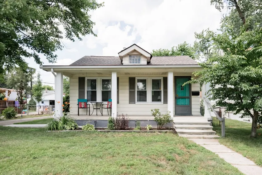 Mid Century Style at a Bright, Colorful Home - Image 1