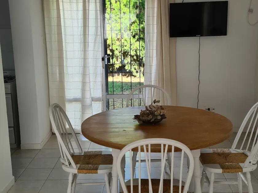 Comfortable duplex in a safe and quiet neighborhood. - Image 1