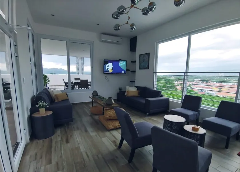 137-Apartment located in the best area - Image 1