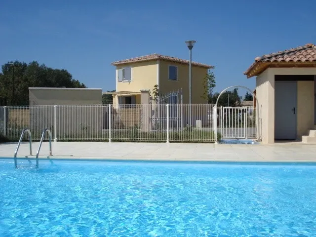 5 min from St Rémy, comfortable villa - Image 1
