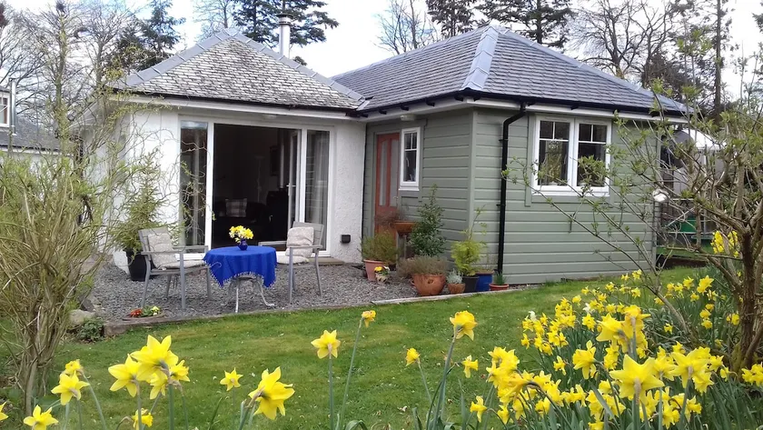Dalveen Garden Cottage - Image 1