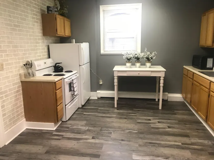 Newly Renovated Apt - North Warren - Self Check-in - Image 1