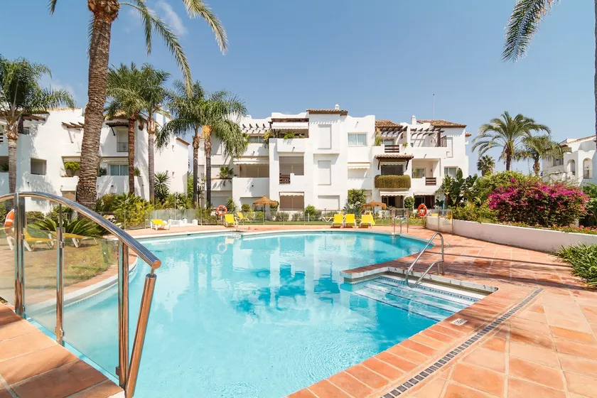 Avalon Apt Costalita Close To The Beach And Golf - Image 1