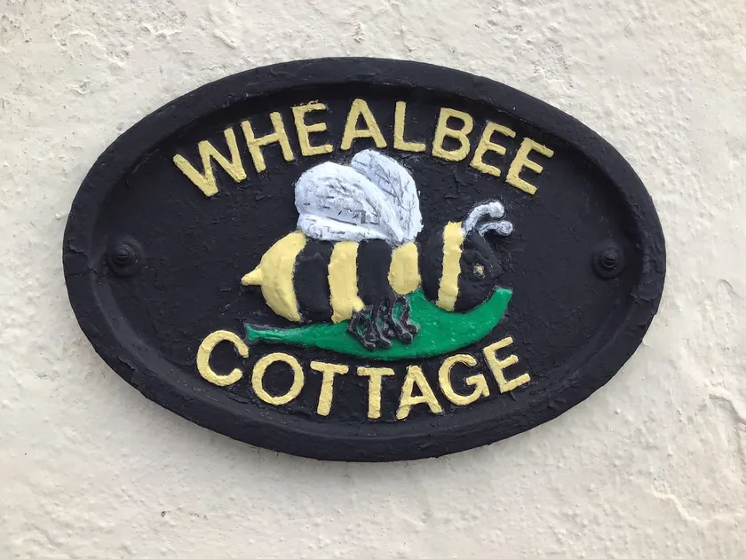 Whealbee cottage - Image 1