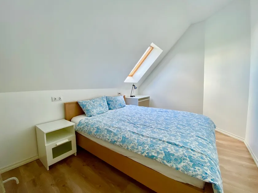 One-bedroom apartment - Image 1