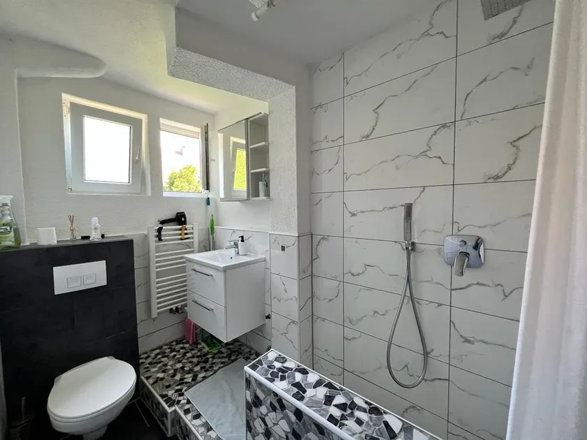 Jennis Bi-Bi 2 bedrooms Apartment - Image 1