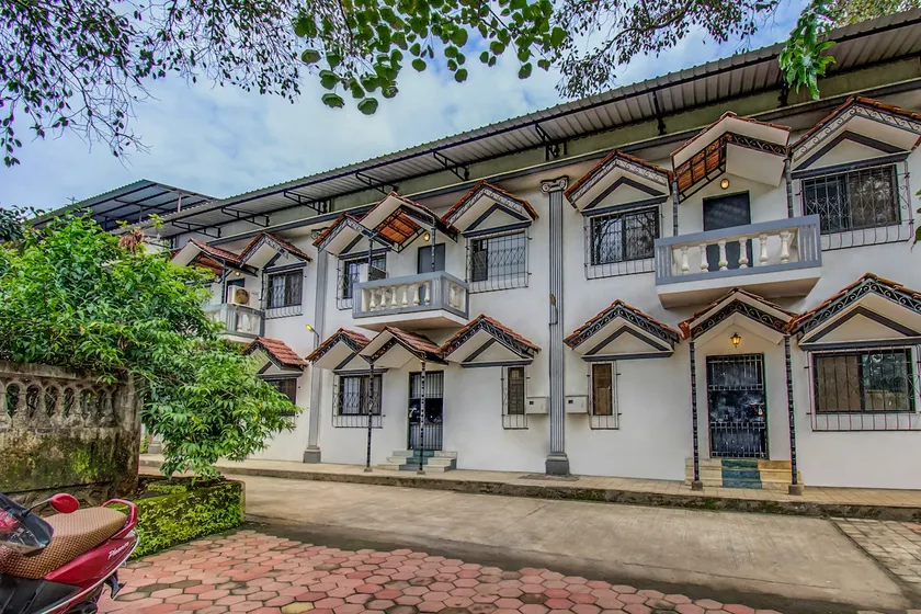 Off The Grid Villas 2 - Cozy 2BHK with Amenities - Image 1