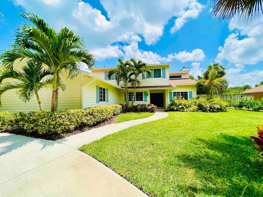 *Private Beach Access*Beachside Pool Home*Gorgeous - Image 1
