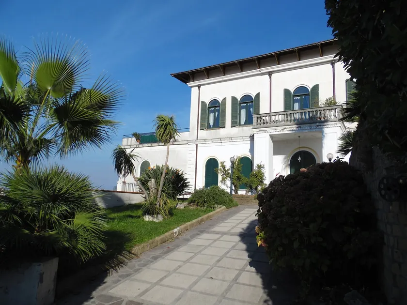 Villa Bianca - Image 1