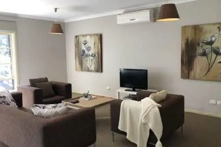 The old Coolstore - Jonathon Apartment - Image 1