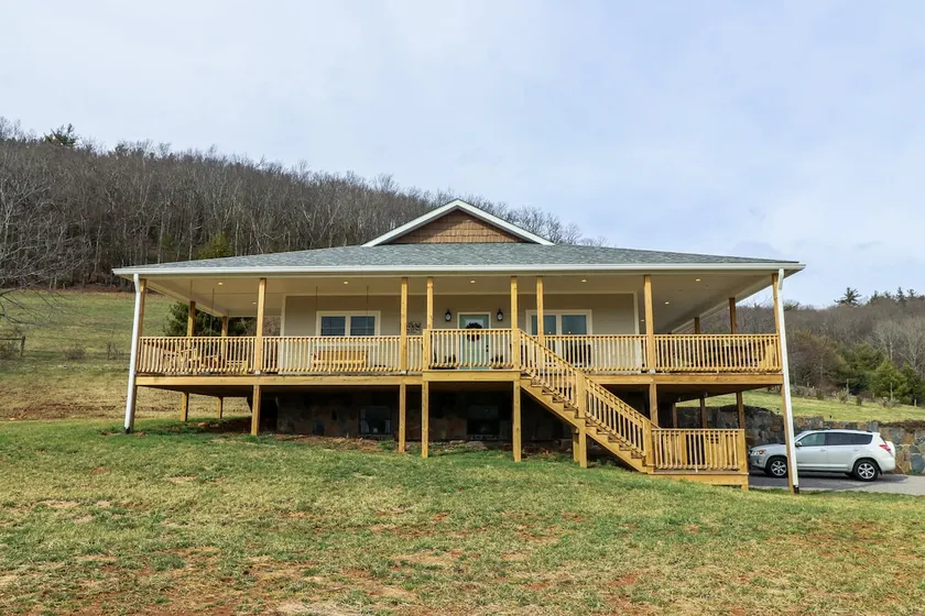 Neubau! Veranda n 'Weide Farm von Buffalo Mountain Getaway - Image 1