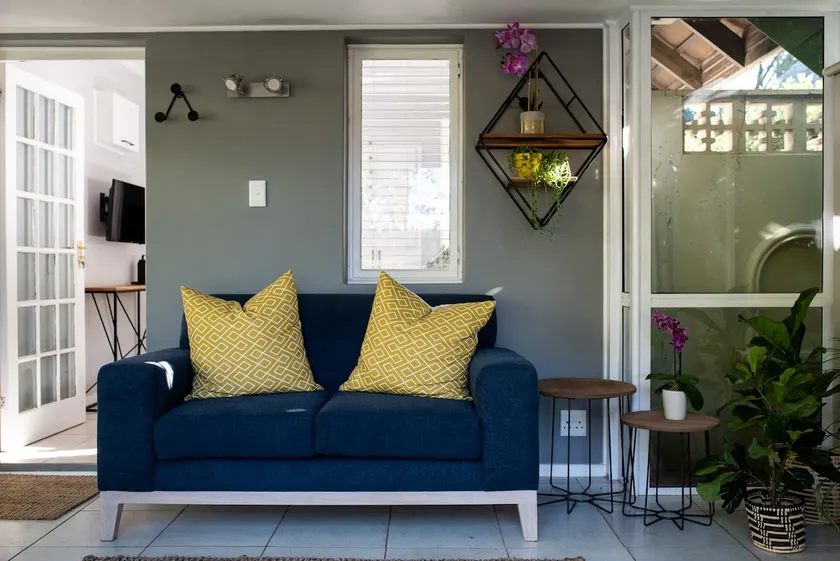 Tennis Cottage - Surrounded by a verdant garden. - Image 1