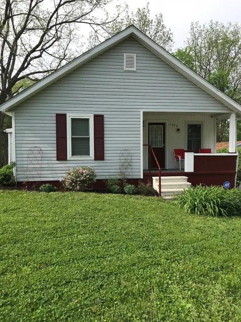 The B-Line Cottage - Image 1
