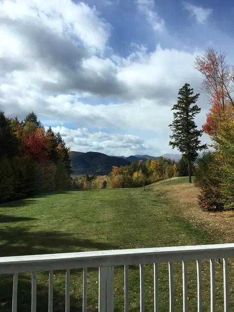 Perfect Summer 3 BR condo North Conway (with A/C) - Image 1