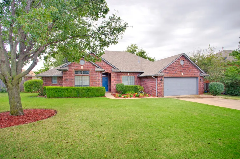 Spacious Comfort; Home Away from Home! - Image 1