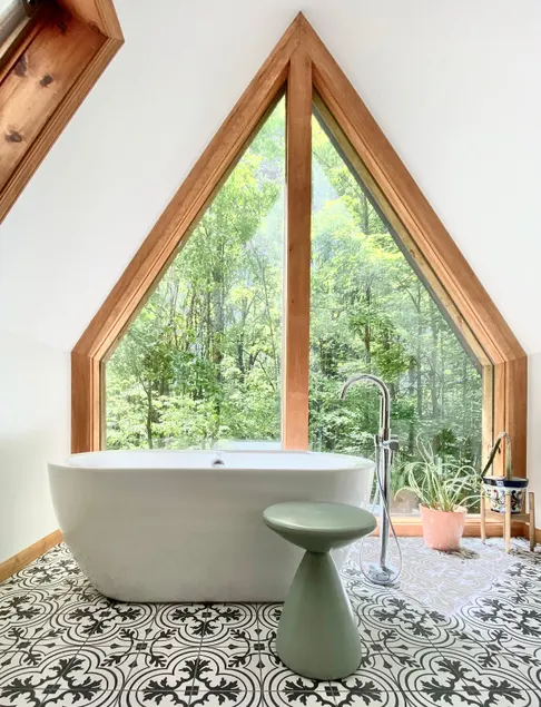 Condé Nast featured A-frame. Hot Tub. Lake. Pools - Image 1