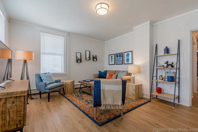 Downtown Norway 1.5 BR/1 BA Apt - Image 1