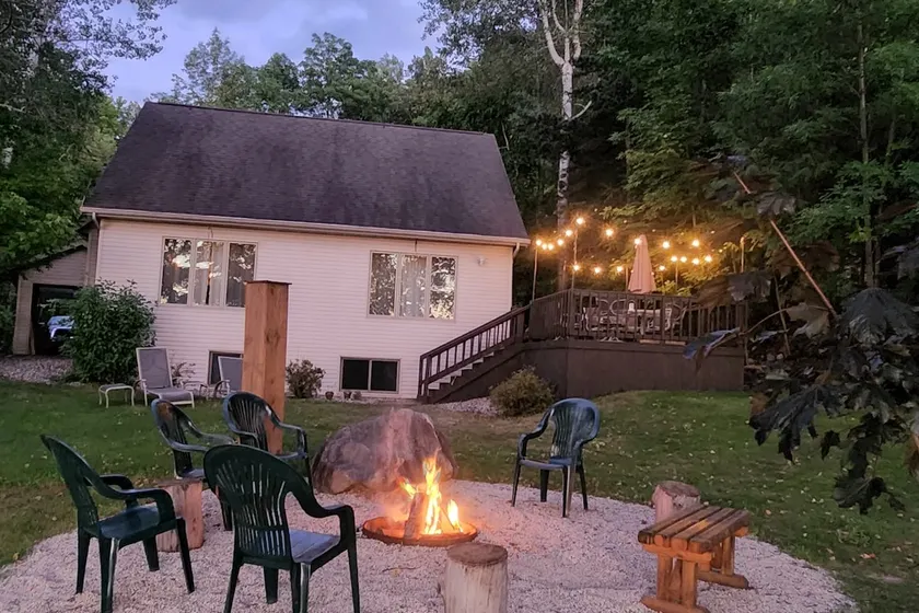 Full Rec lake house just over 1 hr from Green Bay! - Image 1