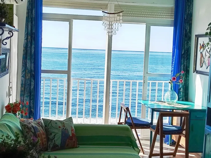 Blue sea - Image 1