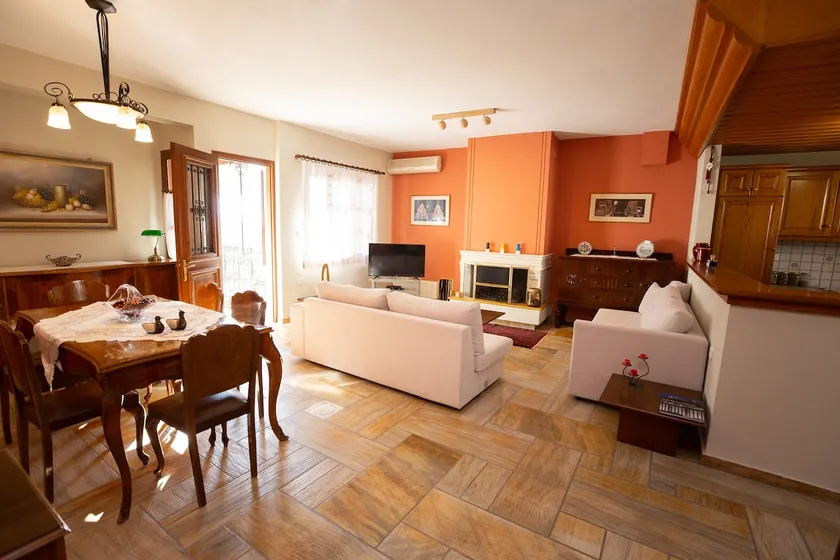 Apartment Kouros Delphi - Image 1