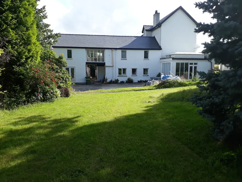 Restful retreat in Snowdonia. Ideal for couples. - Image 1