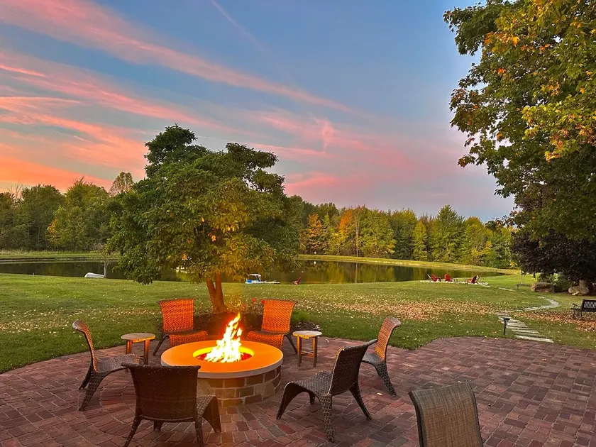 Relaxing Lakeview, Boating, Fishing, & Bonfire! - Image 1