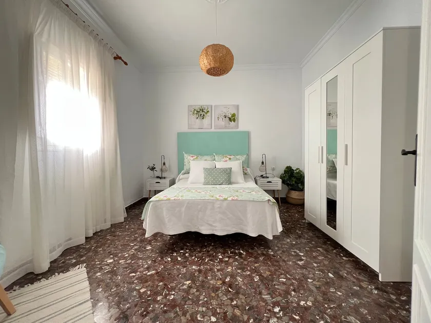 2-Bedroom Country House | 20 Minutes to the Beach - Image 1