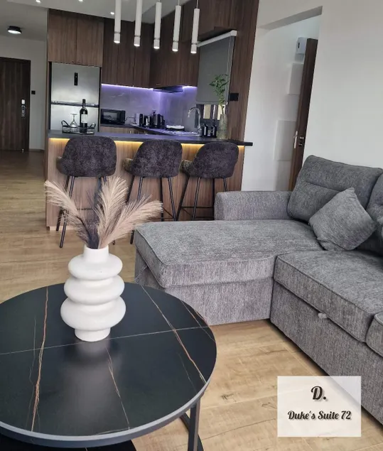Duke's Luxury suite full furnished apartment - Image 1