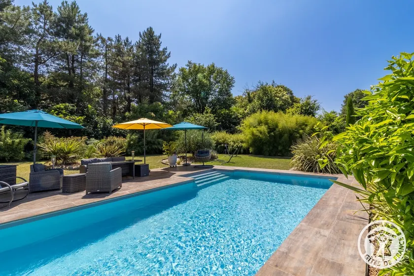Ecrin de Verdure Spa, Piscine et Nature - Image 1