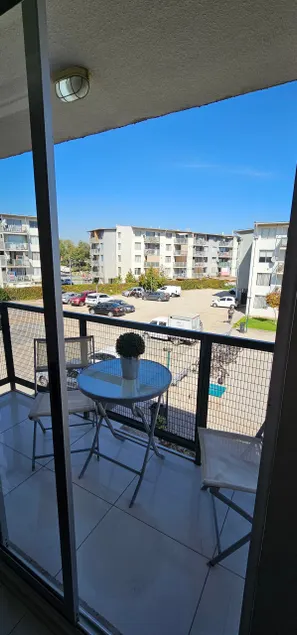 close to the airport - Image 1