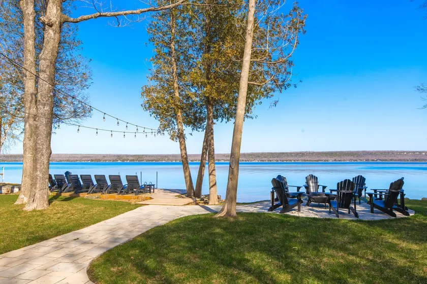 The Lazy Loon Lakefront AFrame•HotTub•Sauna•Kayaks - Image 1
