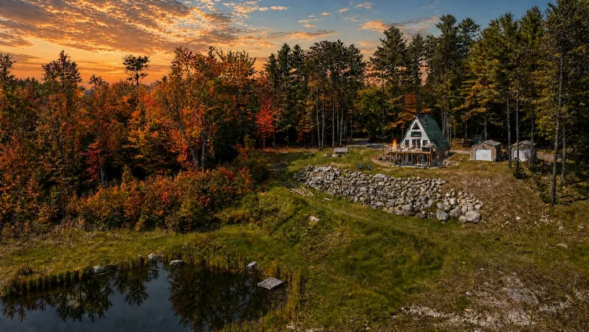 Privacy, River, Pond, A frame Hot Tub, EPIC Views, - Image 1
