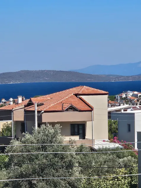 Air-conditioned House in Mordoğan Center - Image 1
