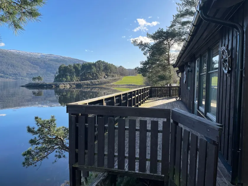 Fjord Cabin with Stunning Views - Image 1
