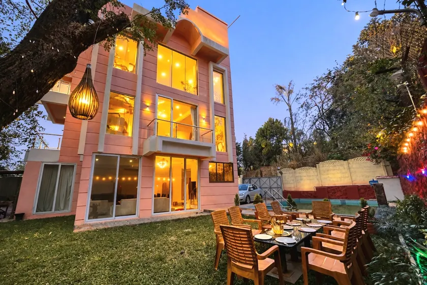 AMY VILLA LONAVALA 5Bhk with swimming pool and garden - Image 1