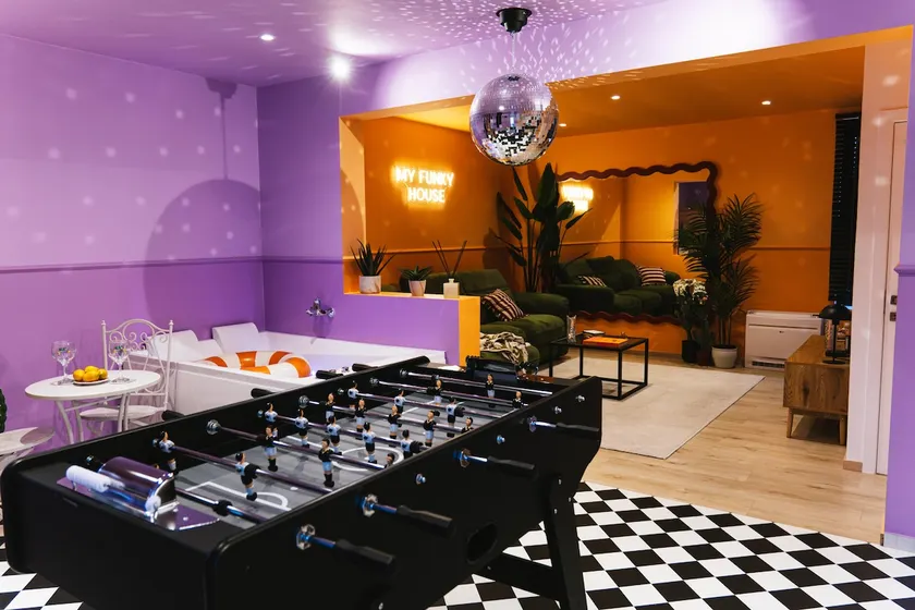 Funky House Manage* SPA - Jacuzzi - Sauna - Game! - Image 1