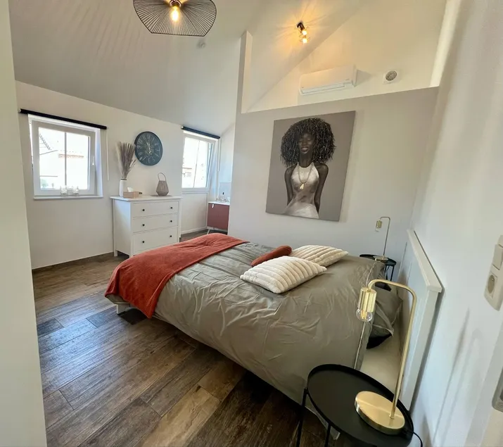 MiLy's house, 4 people - Image 1
