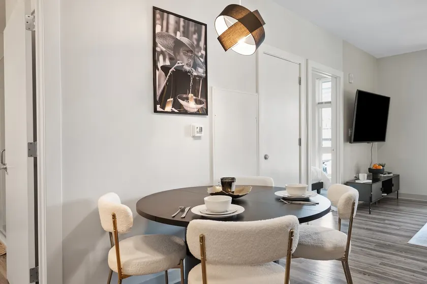 The Blackwell: Workspace • W/D • Gym • Near City! - Image 1