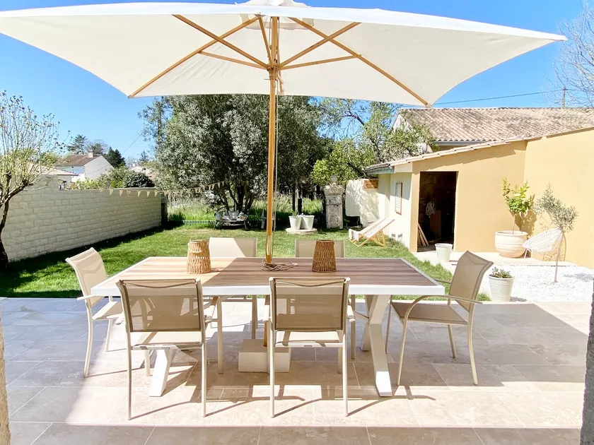 Renovated House, 85 m² • Sleeps 4/6 + Garden • Saint-Émilion - Image 1