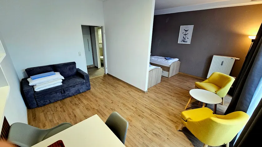 5 Zimmer/Room - Image 1