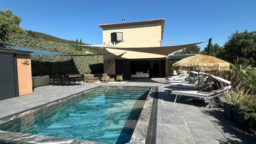 Villa with pool in nature, no Airbnb fees - Image 1