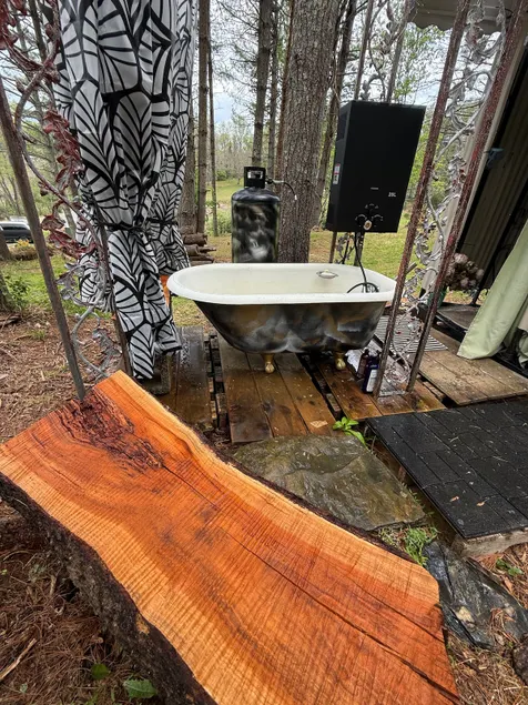 Blue Ridge Hideaway @ Froggy Mtn - Image 1