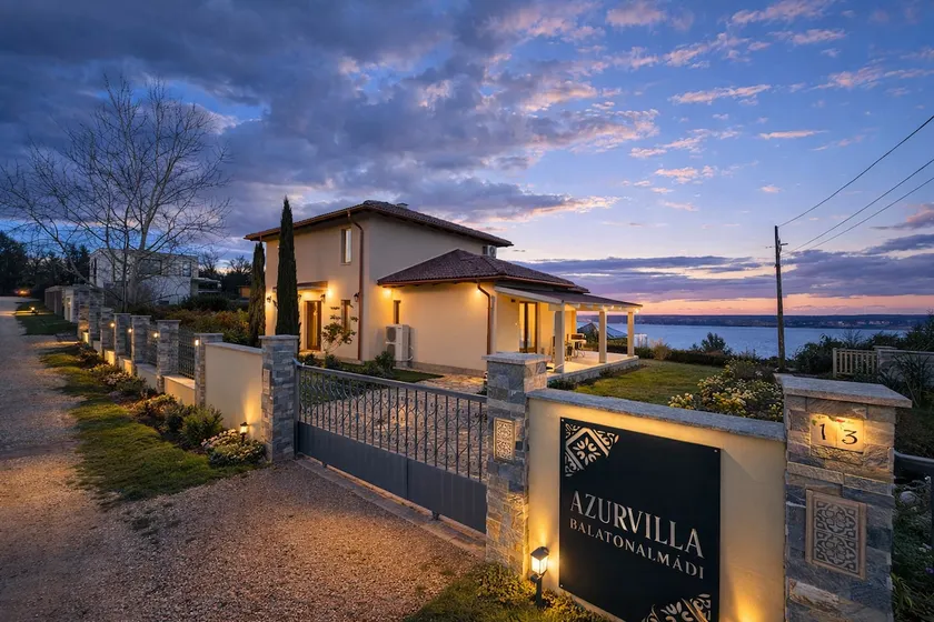 Azur Villa - Panoramic Escape - Image 1