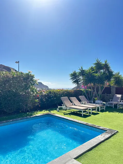 Villa Katarina Ocean Wiew Heated Pool Wi-fi - Image 1