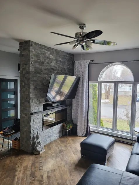 Sumptuous house with hot tub - Image 1