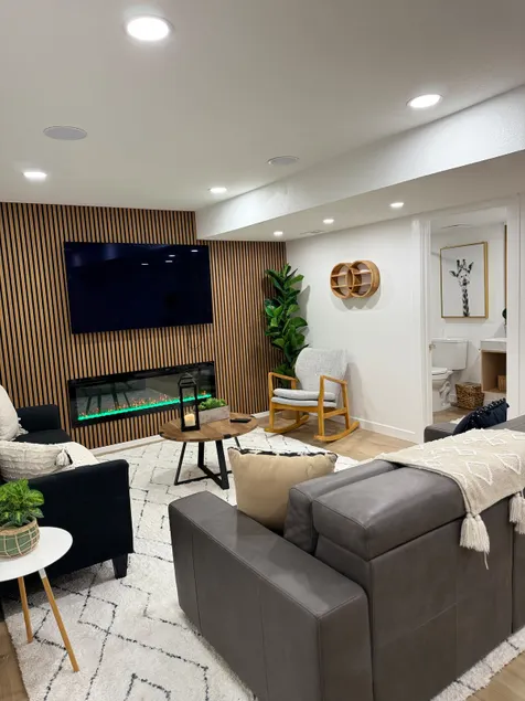 Cozy Private Basement Apartment! Great location! - Image 1