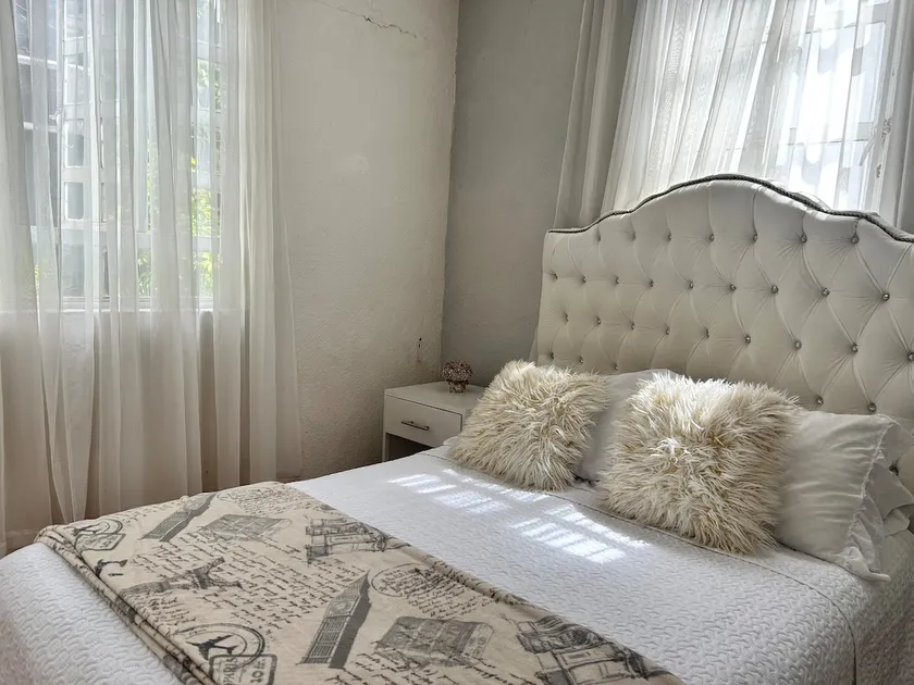 Nice house, price per month companies, we invoice - Image 1